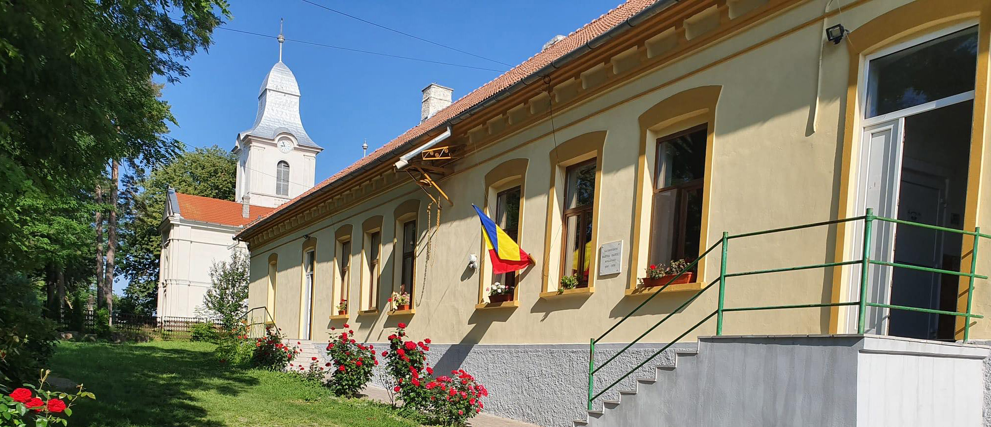 BARTHA_KAROLY_GIMNAZIUM_SLIDE